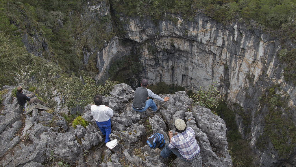 Aventura Extrema en La Hoya de la Luz: Explora el Tesoro Natural de Xilitla